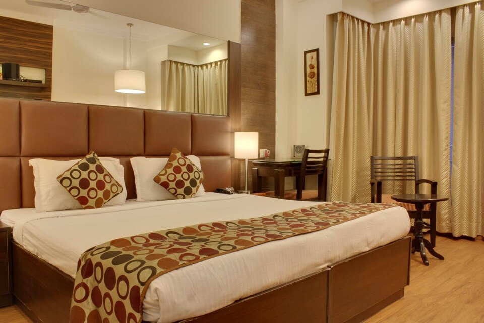 OYO Premium 032 Cyber City, Cyber City, Gurgaon